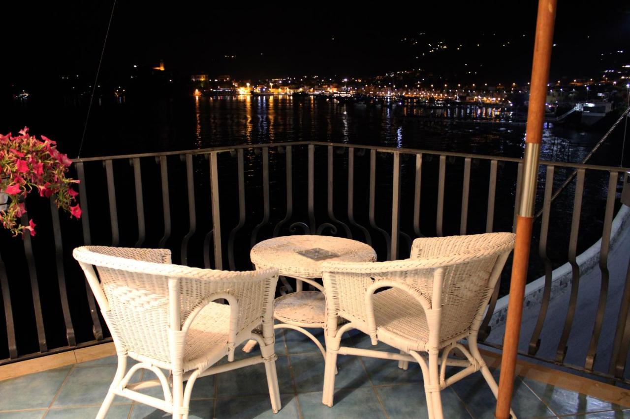 B&B Alta Marea Lipari Exterior photo