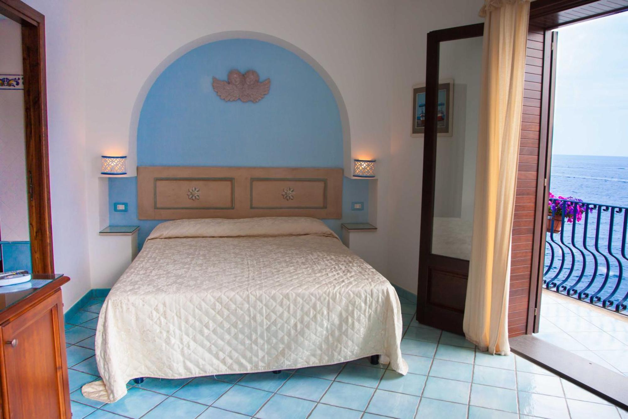 B&B Alta Marea Lipari Exterior photo