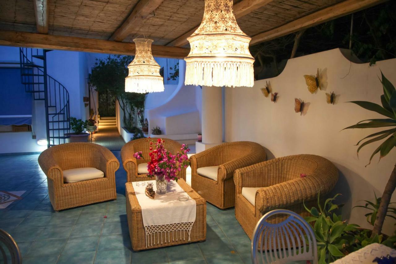 B&B Alta Marea Lipari Exterior photo